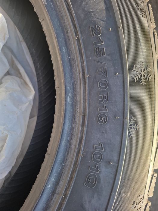 Зимняя резина 215 70 16 9мм