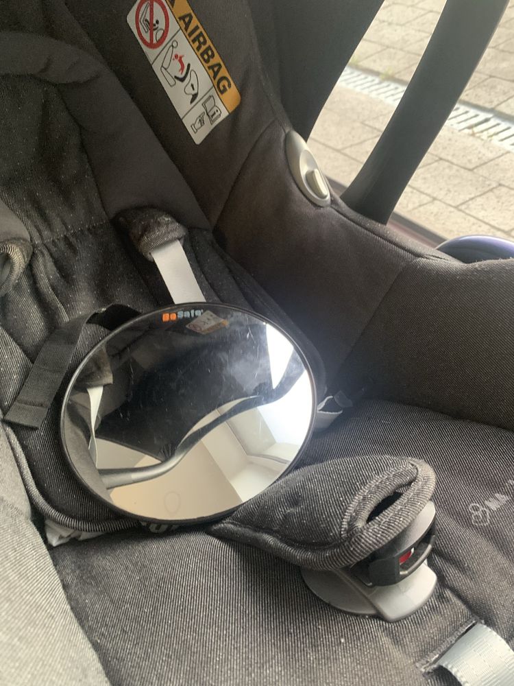 Maxi-Cosi CabrioFix + baza EasyFix ISOFIX + lusterko BeSafe + adaptery