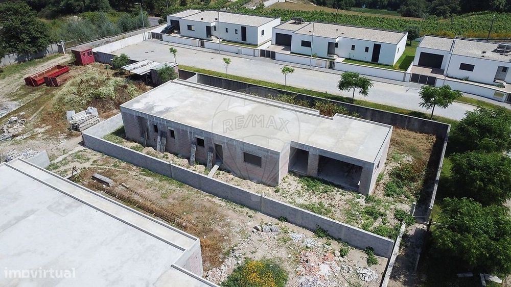Moradia Térrea T3 em Amares