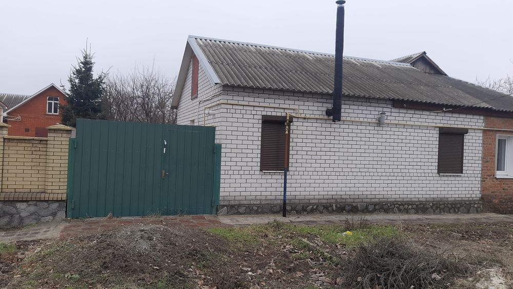 Продам часть дома в центре города.Торг