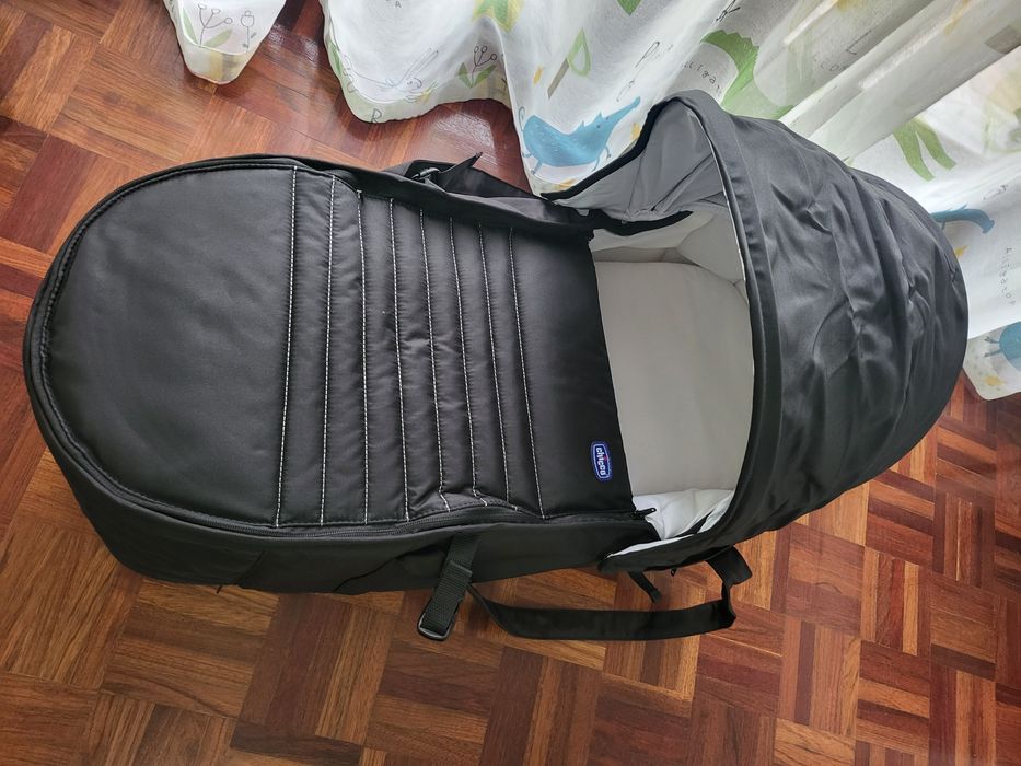 Alcofa Chicco Soft Carrycot preto