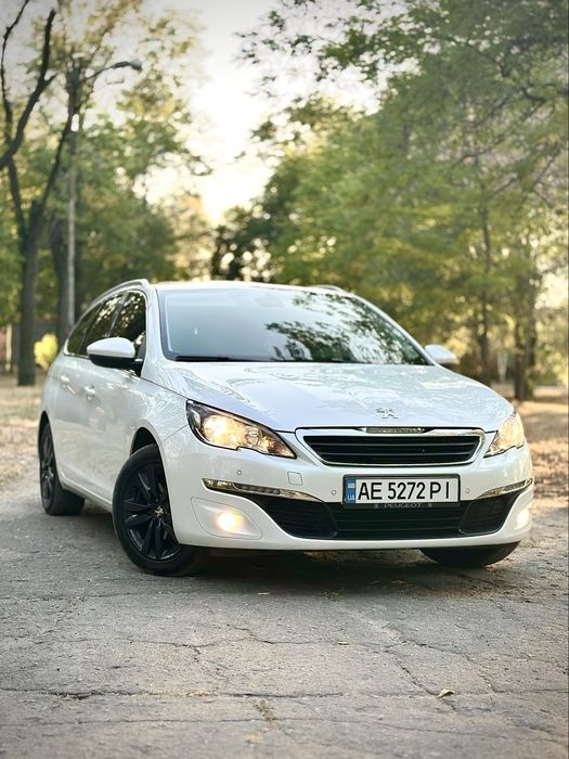 Марка: Peugeot | Модель: 308swt9 Рік: 2016 пробіг 238000