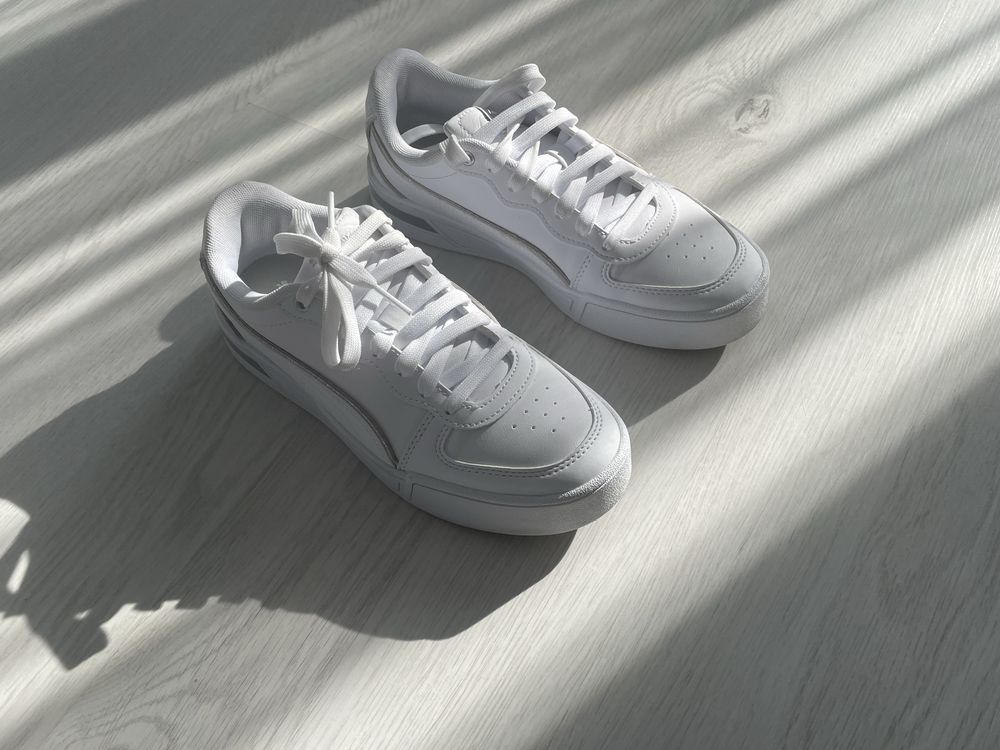 Кросівки Puma skye metallic оригінал нові