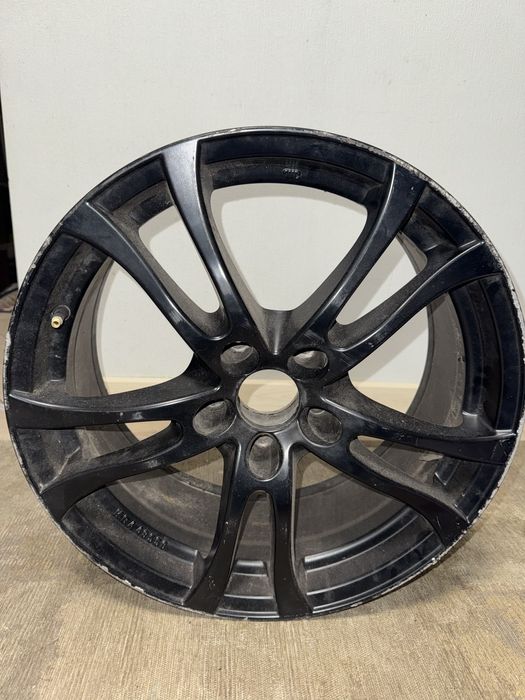 Диски r18 5x120  8j ET30