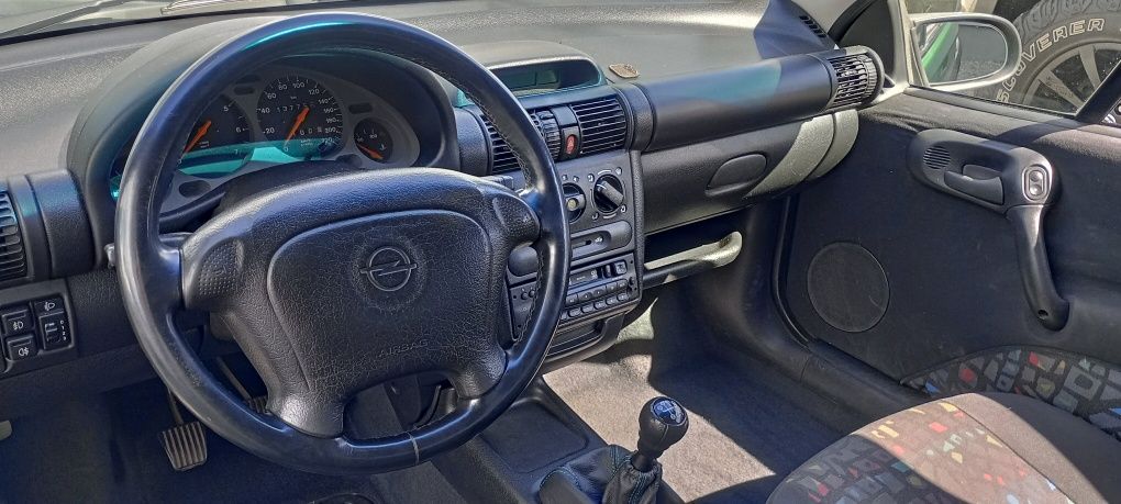 Opel Tigra 1.4 16v klimatyzacja bdb stan