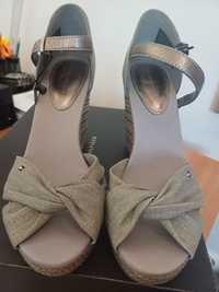 Buty Tommy Hilfiger r.40