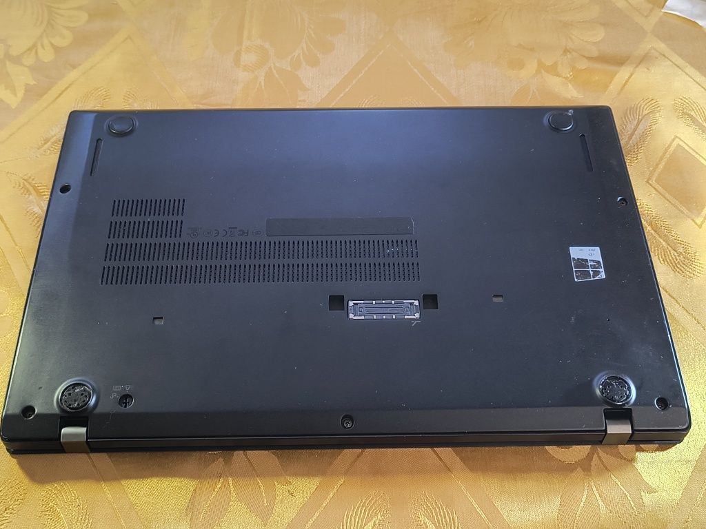 Ноутбук ThinkPad T470s Core i5 7200u,8Gb DDR,256SSD