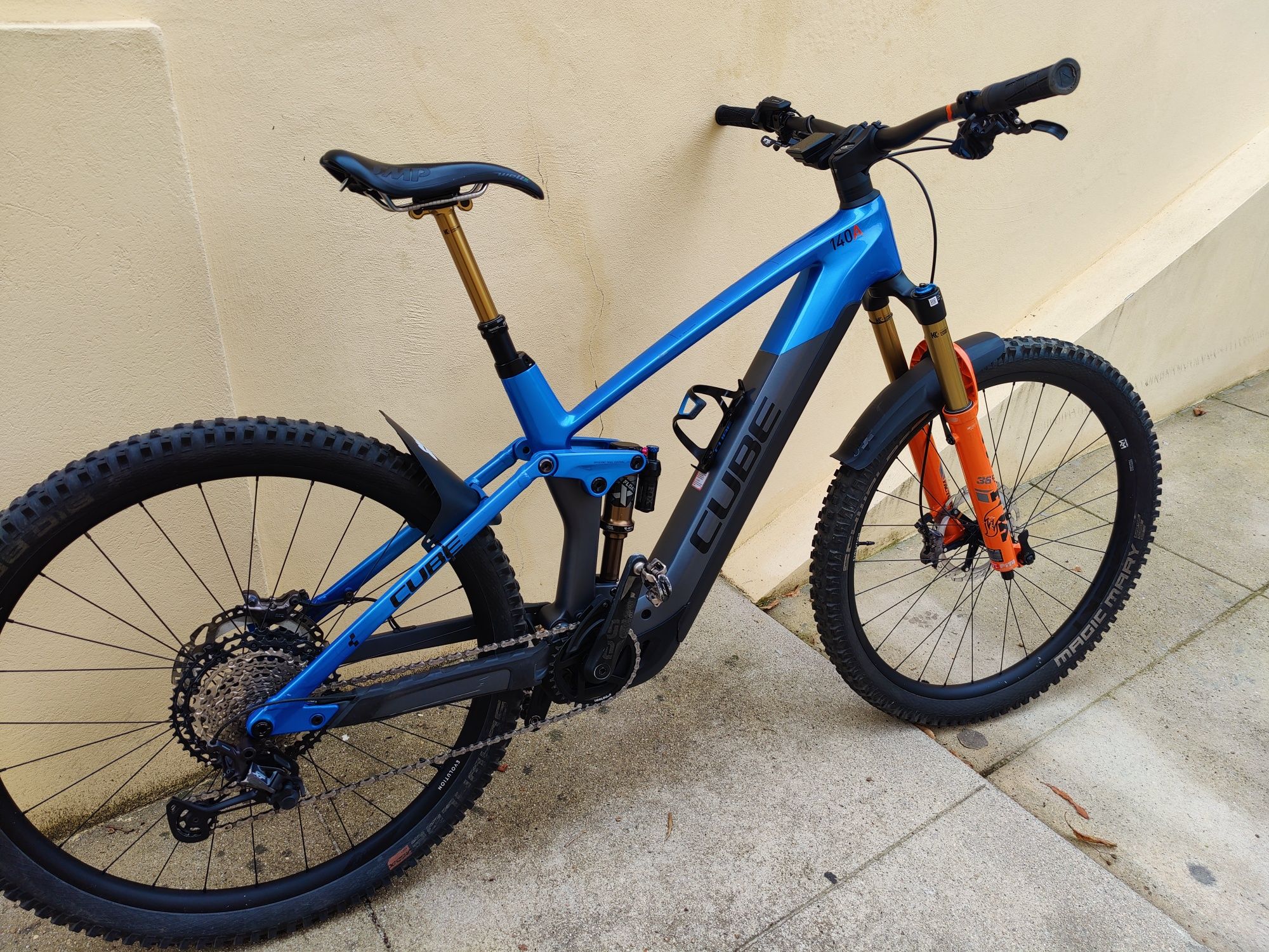 Cube Stereo Hybrid 140 HPC Action Team 750