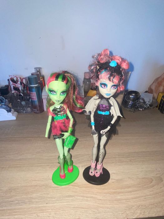 Monster high Venus mcfly trap i Rochelle Goyle zombie shake zestaw