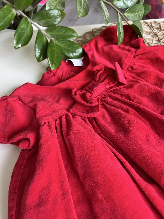 Сукня на дівчинку (на осінь) 92 розмір