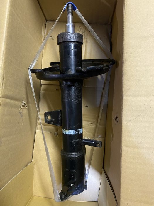 Амортизатор (задний) Lexus RX 03-08(L)