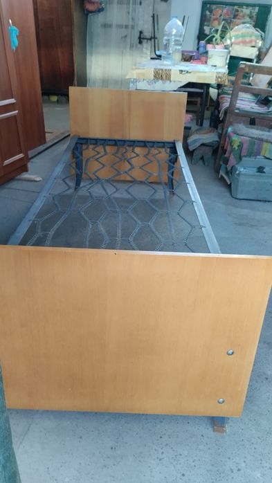 Продам односпальні ліжка