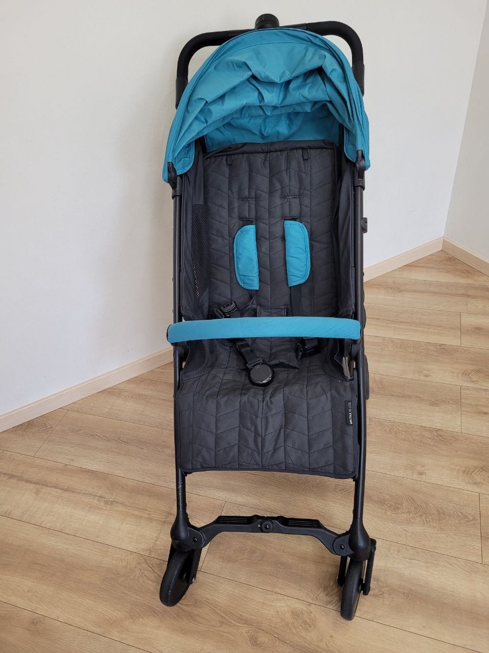 Коляска прогулянка Britax b-lite