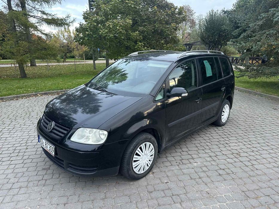 VW Touran / 1.9 TDI / Manual 6b / Hak / isofix