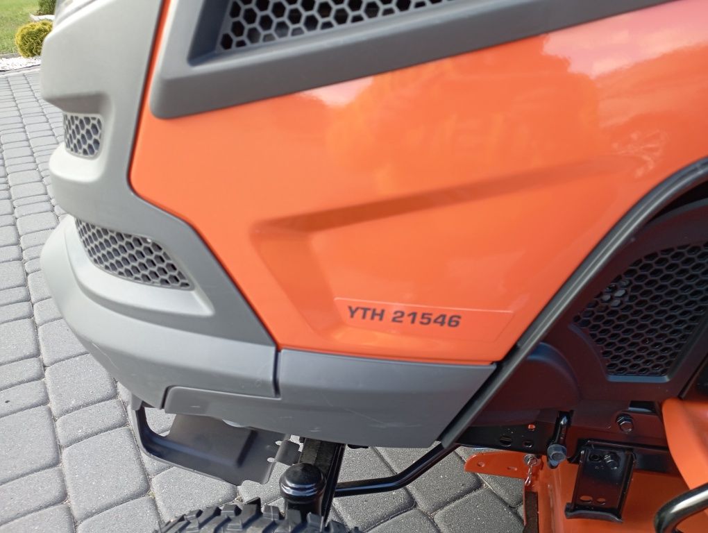 Husqvarna YTH21546 traktorek kosiarka nowy