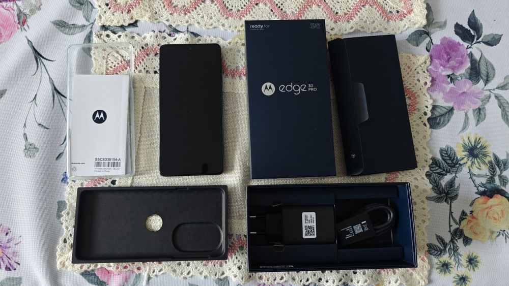 Motorola edge 30 pro 12 ram 256 GB granatowy