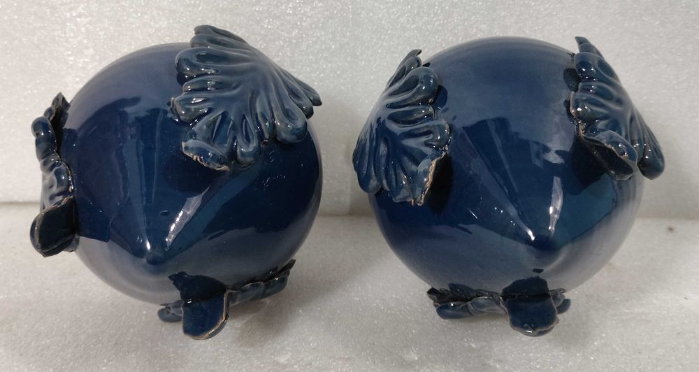 Pinhas em cerâmica para varandas - azul escuro