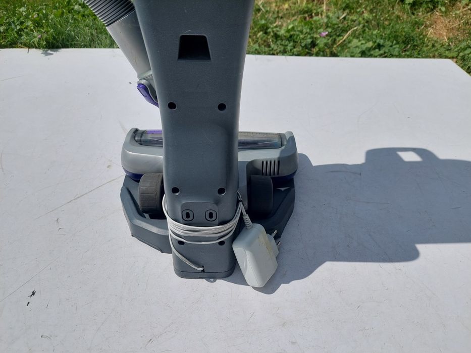 Odkurzacz akumulatorowy black decker