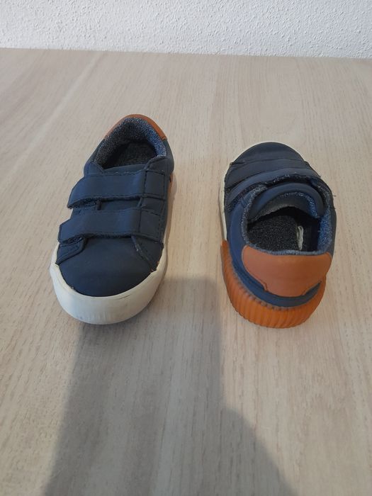 Ténis/ Sapatilhas Zara 24