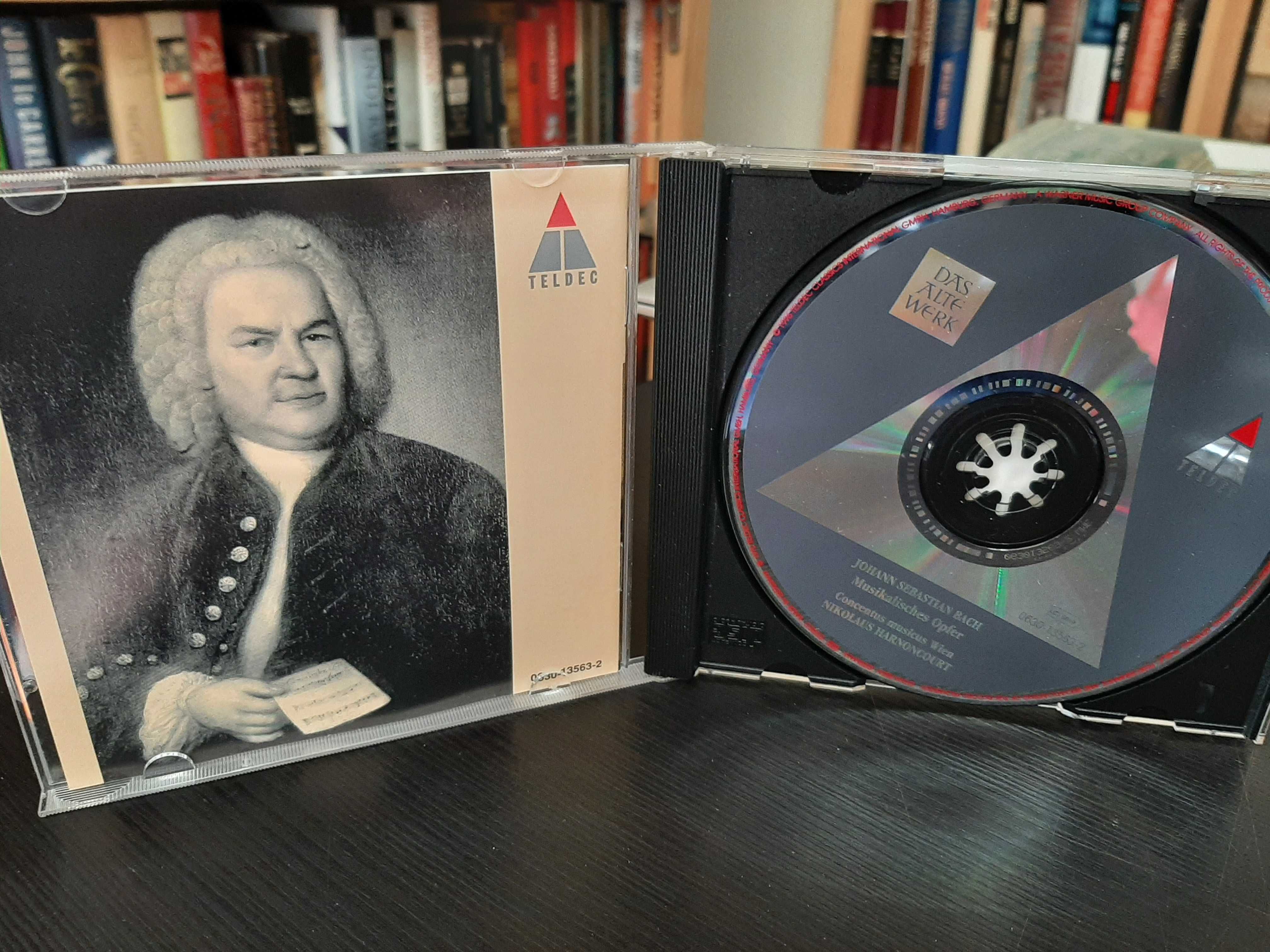 J.S. Bach – Musikalisches Opfer – Concentus Musicus Wien – Harnoncourt