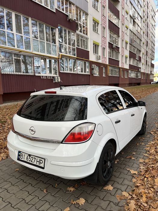 Продам Opel Astra H