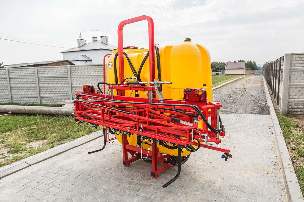 Opryskiwacz Polowy Zawieszany WOPROL 300 l / 10m