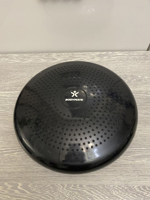 Массажная подушка для шеи релаксатор