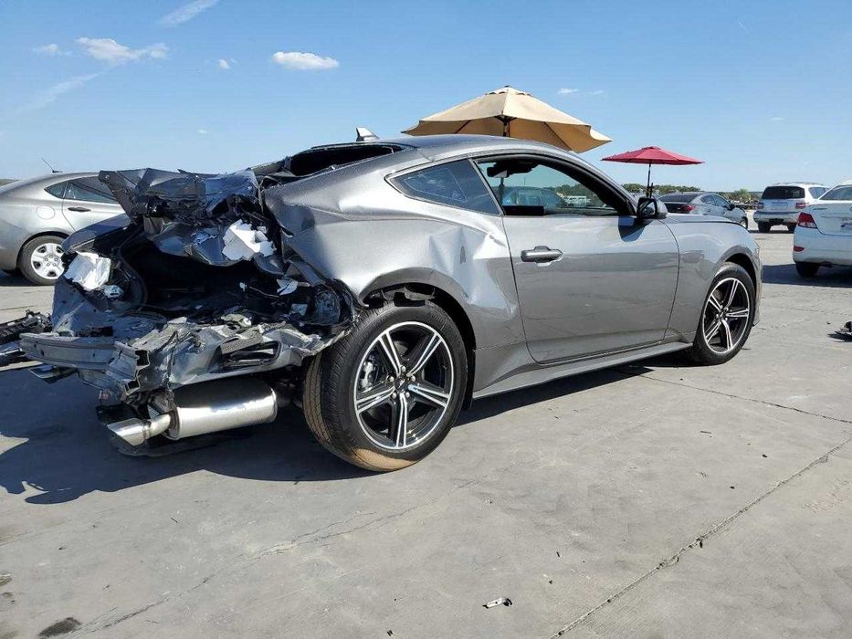 Ford Mustang 2024 кузов, запчастини