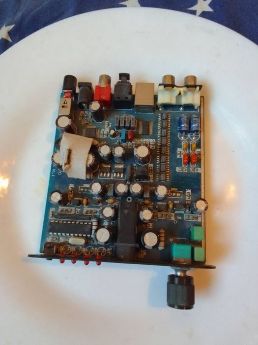 Przetwornik DAC na 8 x TDA1387 z zasilaczem