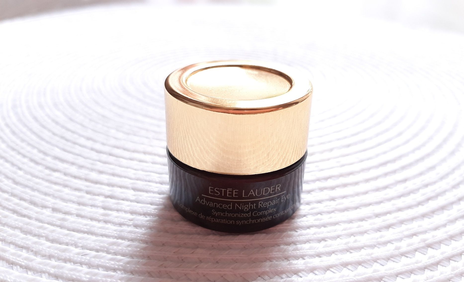 Estee Lauder Advanced Night Repair Eye serum pod oczy