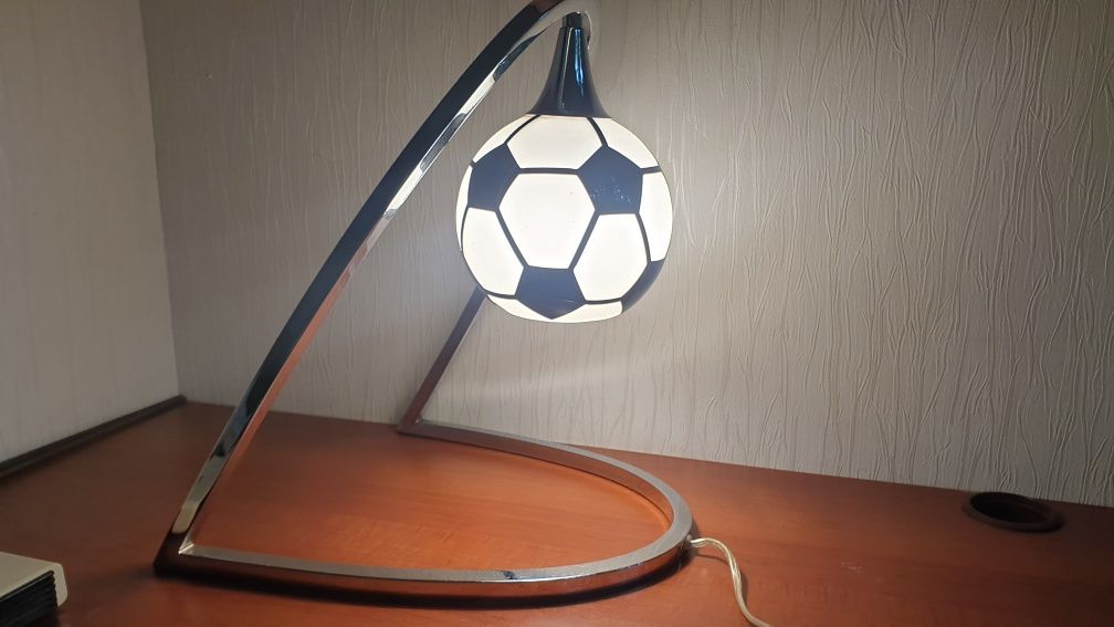 Настольная лампа-ночник футбольный мяч