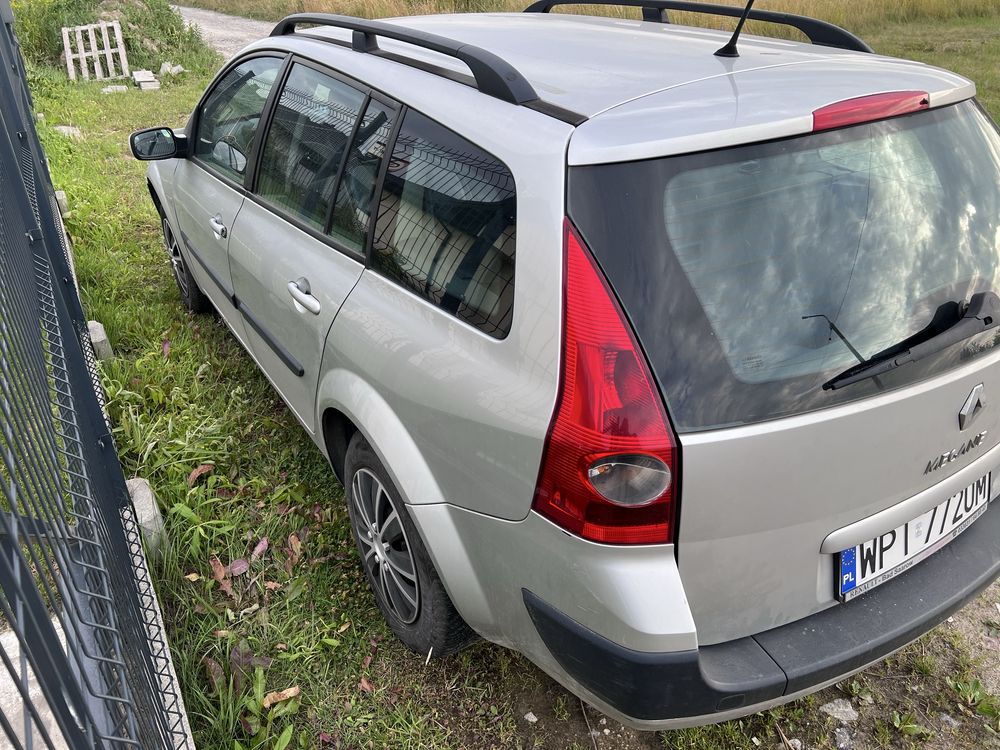 Renault Megane 2 Kombi 1.6 16V 2005 uszkodzona
