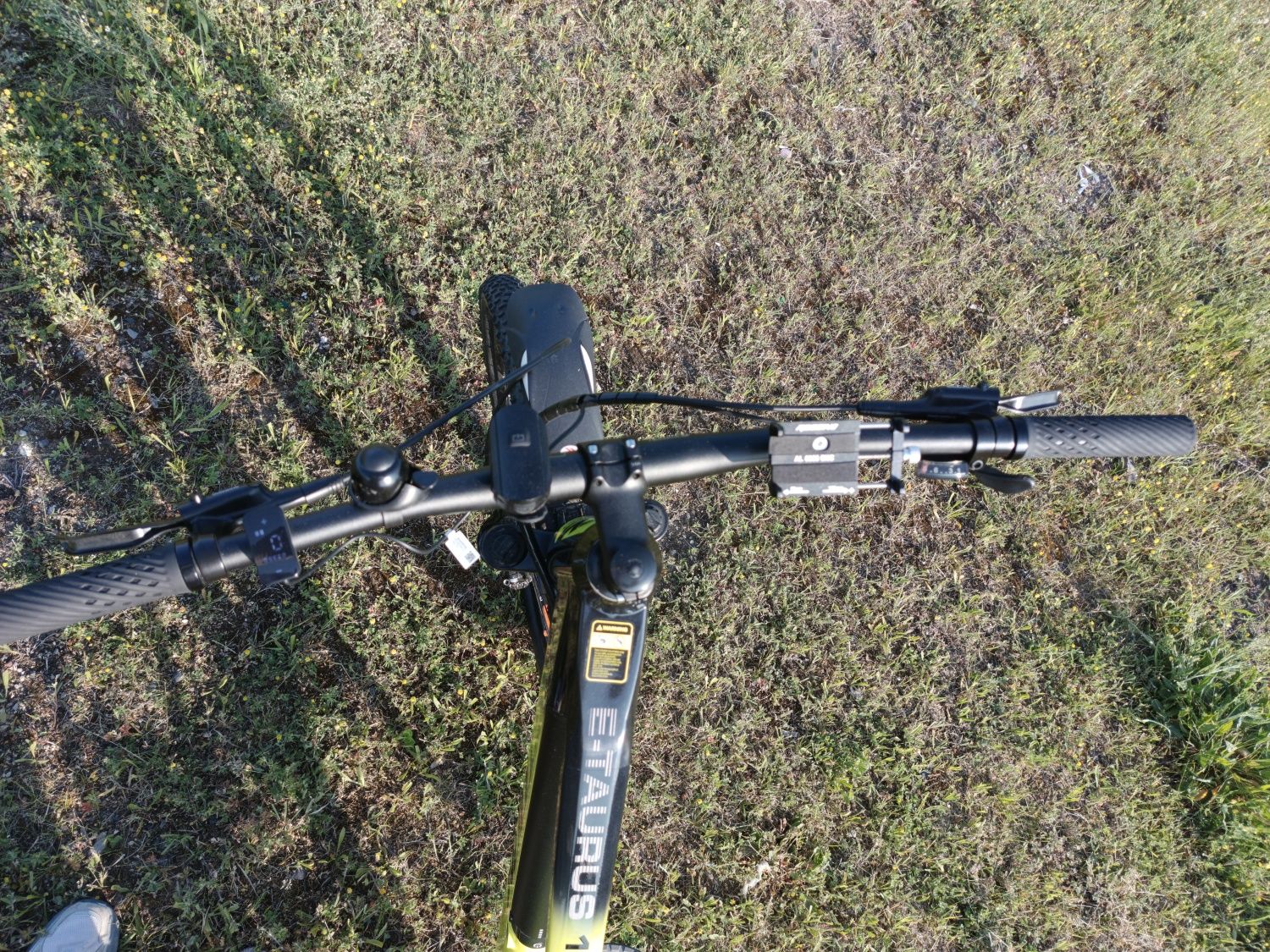 Storm E-TAURUS 1.0 Limonkowy 17 "
