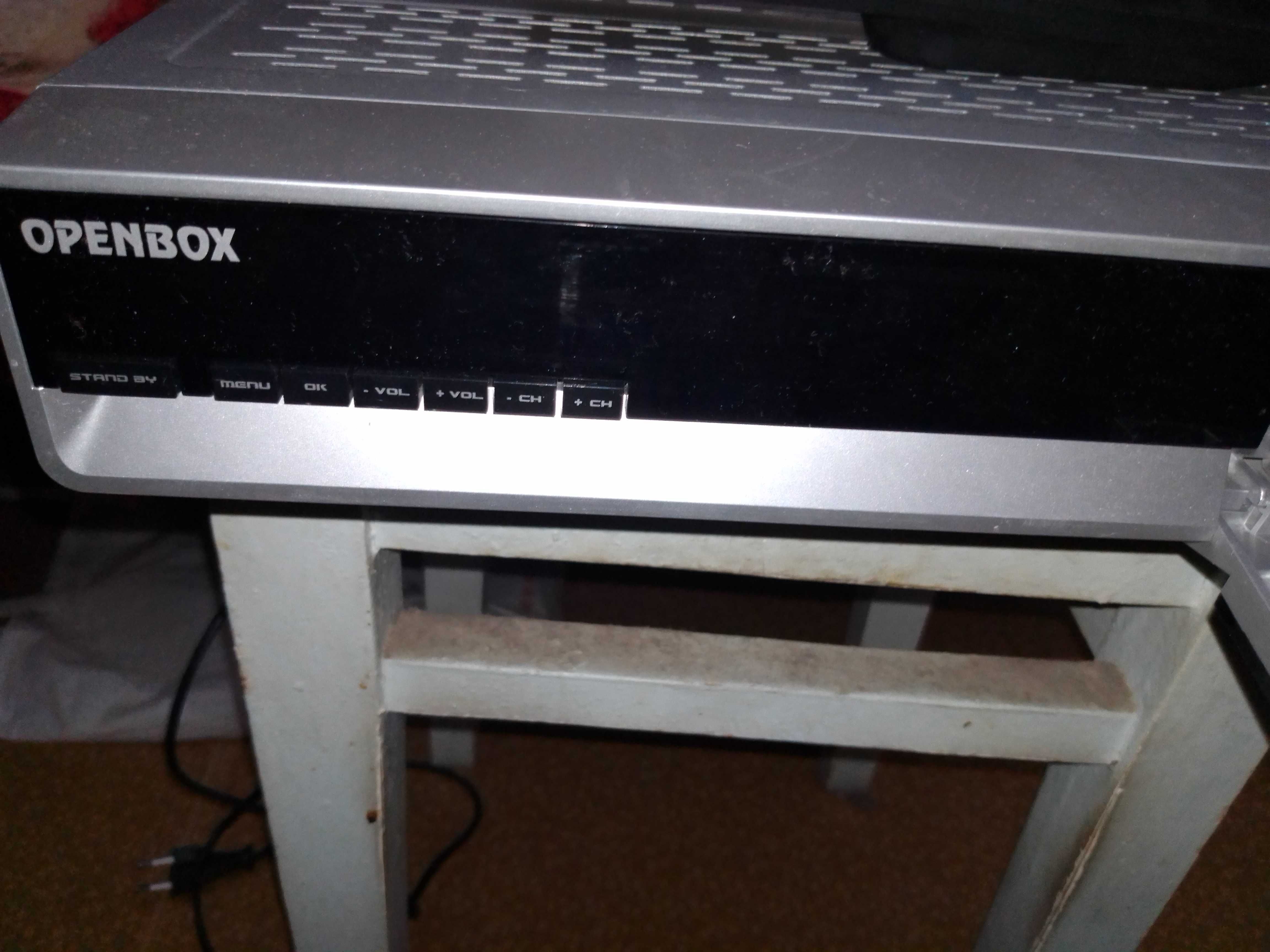 Цифровой приемник спутникового сигнала Openbox X-810