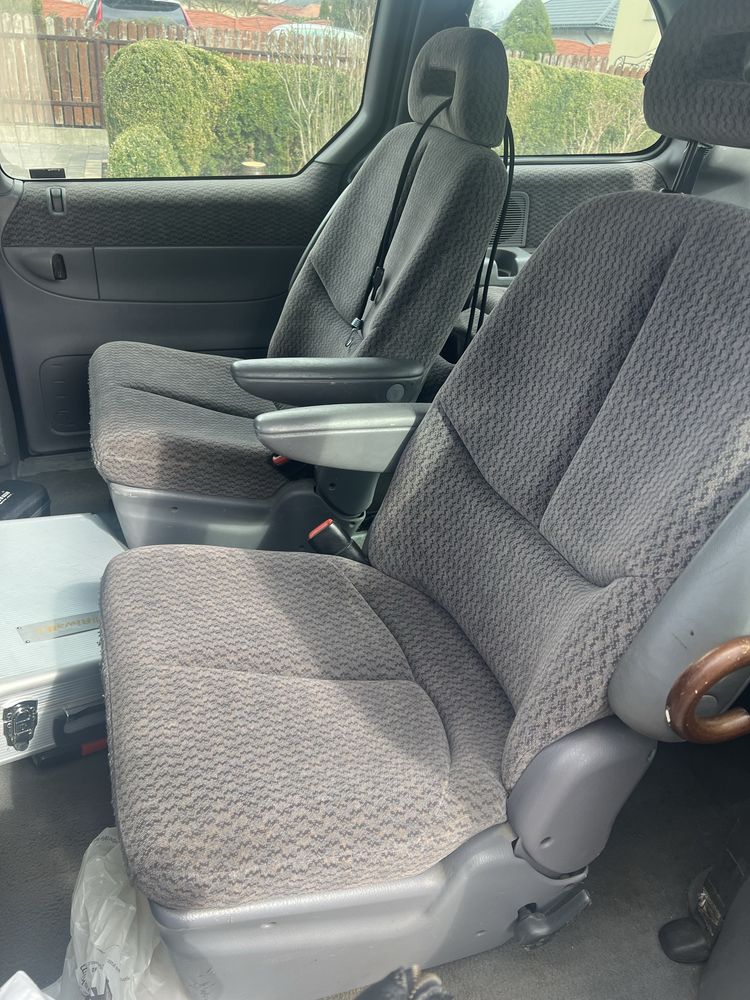 Chhrysler voyager 2000 rok