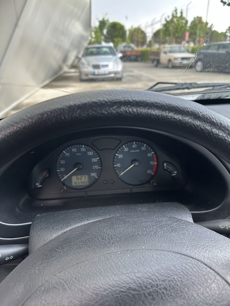 Citroen saxo 1.100 / ACEITO TROCA POR DT