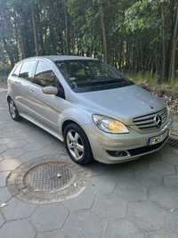 Mercedes b klasa 2.0 d zarejestrowany klima alusy 2008 r