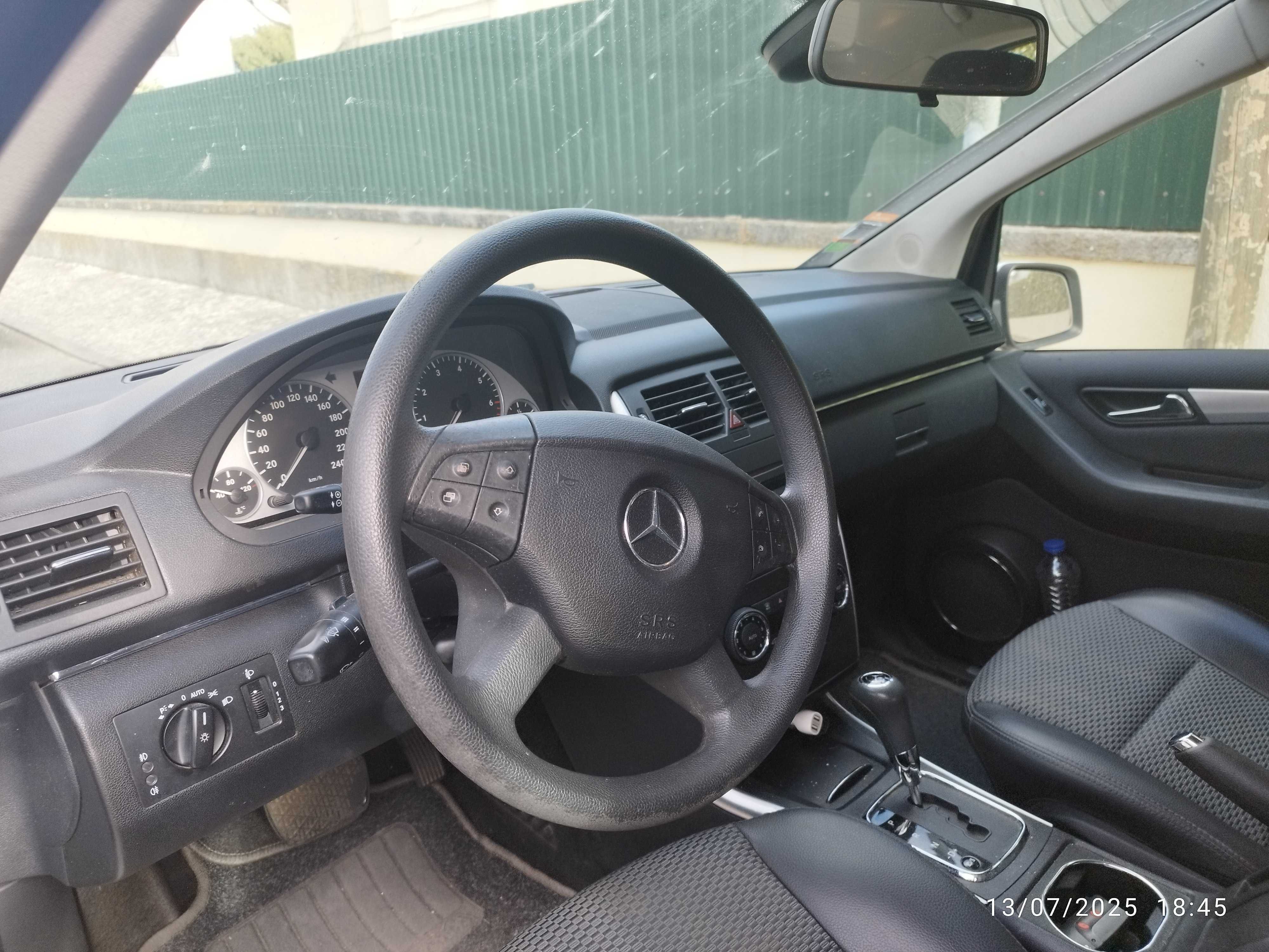 Mercedes B 180 caixa automatica