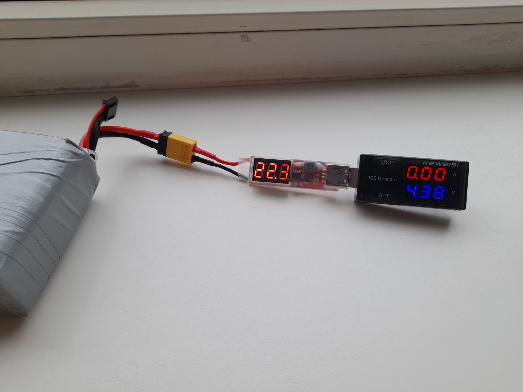 Пристрій для заряджання XT-60 на USB (2s-6s, 5В)