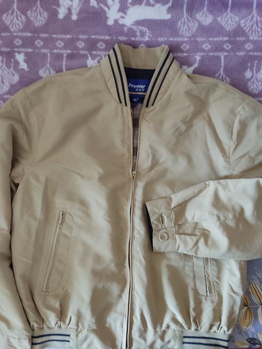 Чоловіча вітровка нова