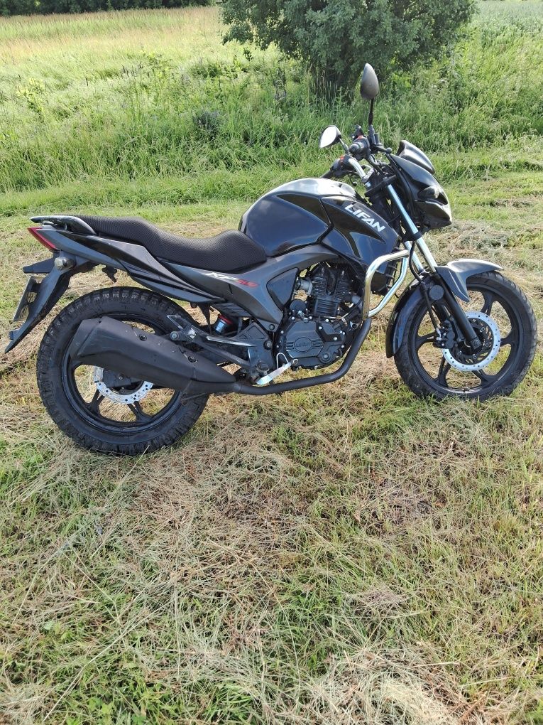 Продам Lifan kp200