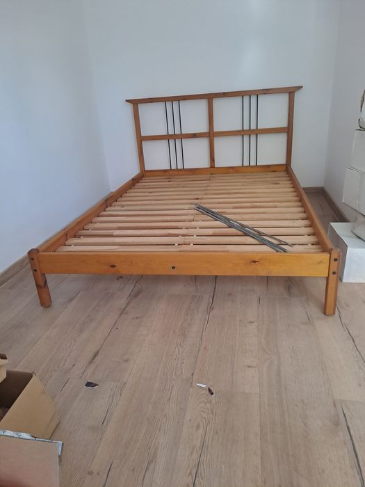 Podwójne łóżko Ikea Sultan Lade 140x200 cm