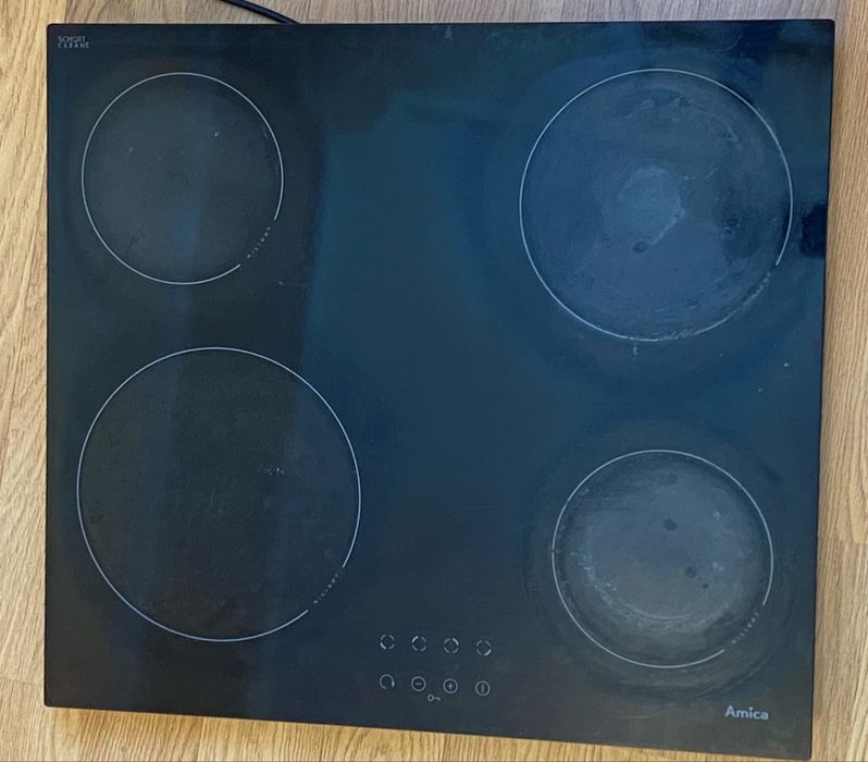 Електрична варильна поверхня Amica PB*4VQ247CF з сенсорним керуванням
