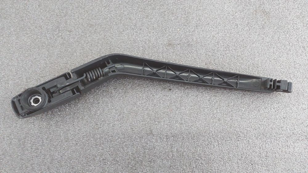 Haste / braço de escova limpa vidros trás MITSUBISHI Space Star Hatchb