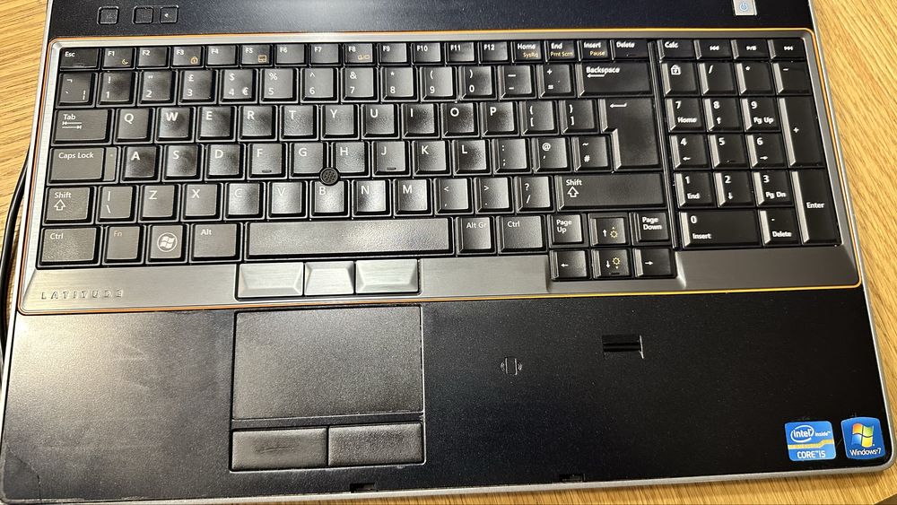 Laptop DELL  Latitude E6520 i5