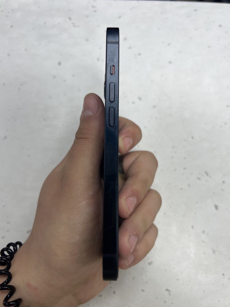 IPhone 13 128 gb Midnight neverlock з гарантією від магазину