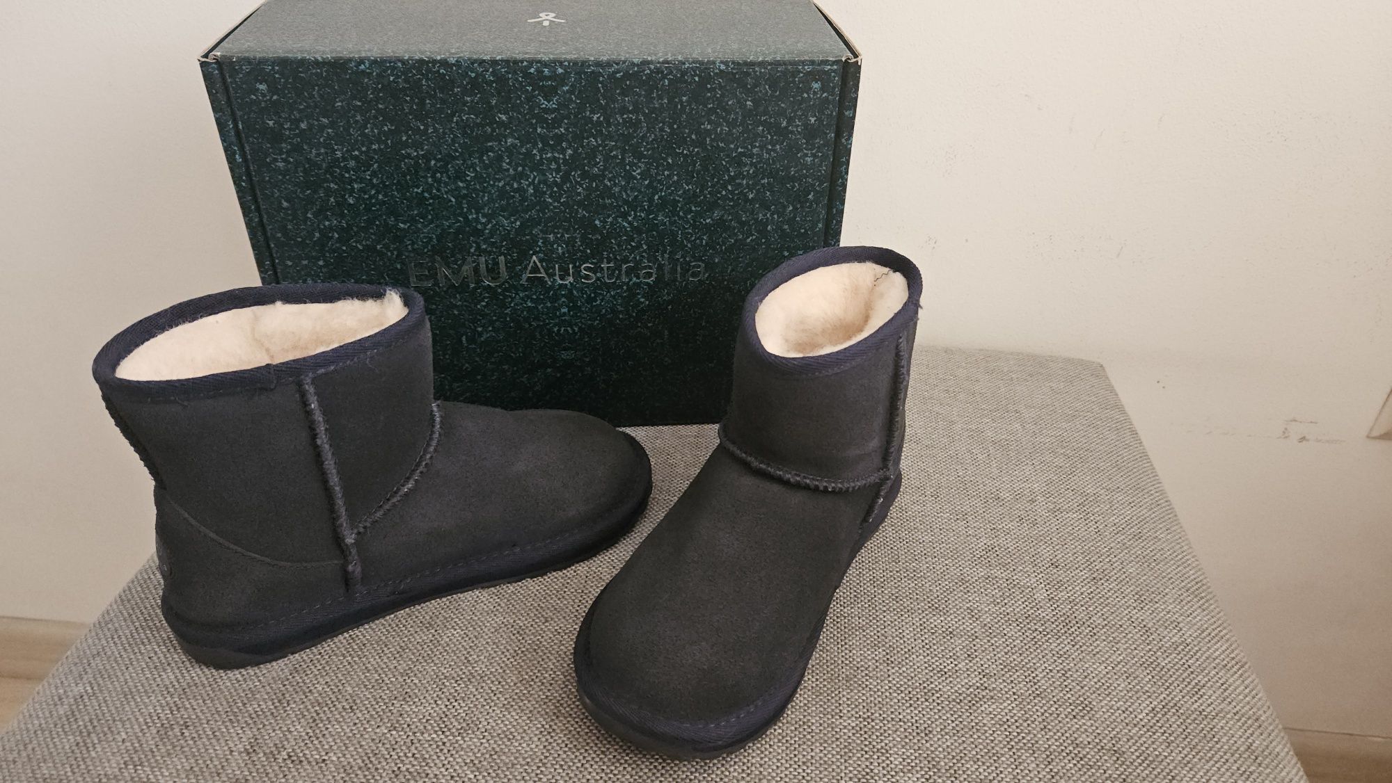 Buty Emu Australia oryginalne botki śniegowce 30 jak nowe