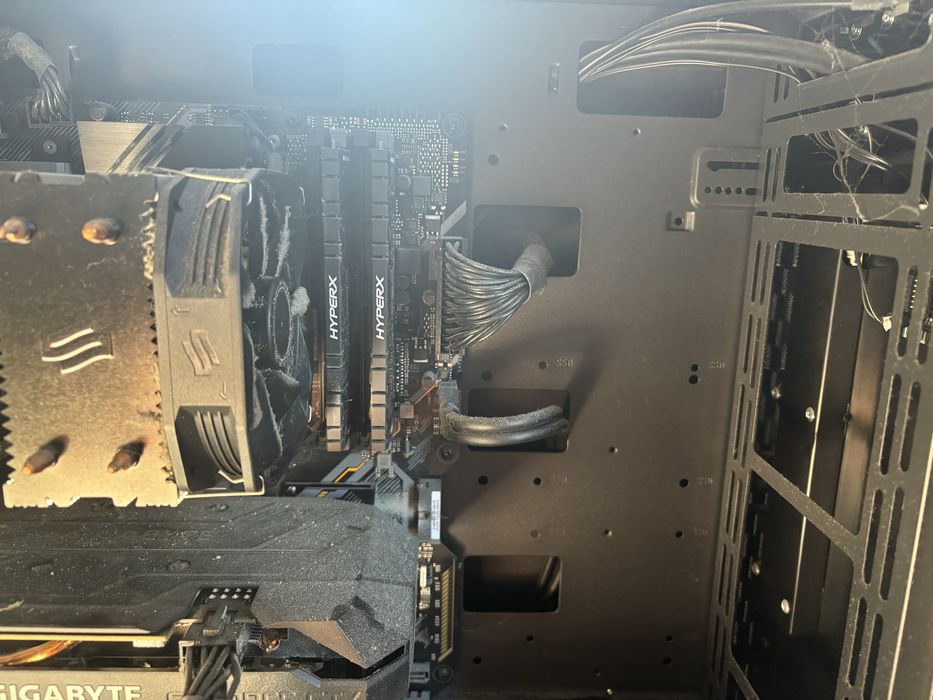 Komputer Gamingowy GTX 1660 super 16GB RAM I5 10400f
