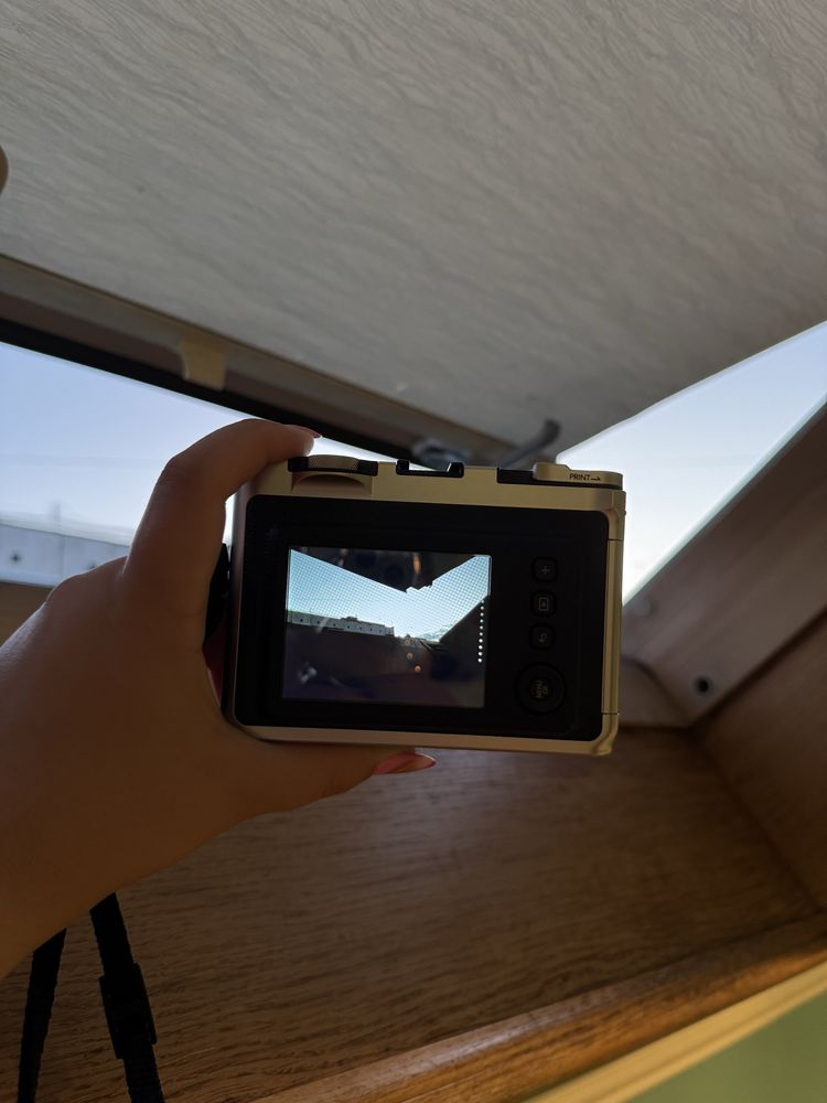 Камера миттєвого друку FUJIFILM INSTAX MINI EVO