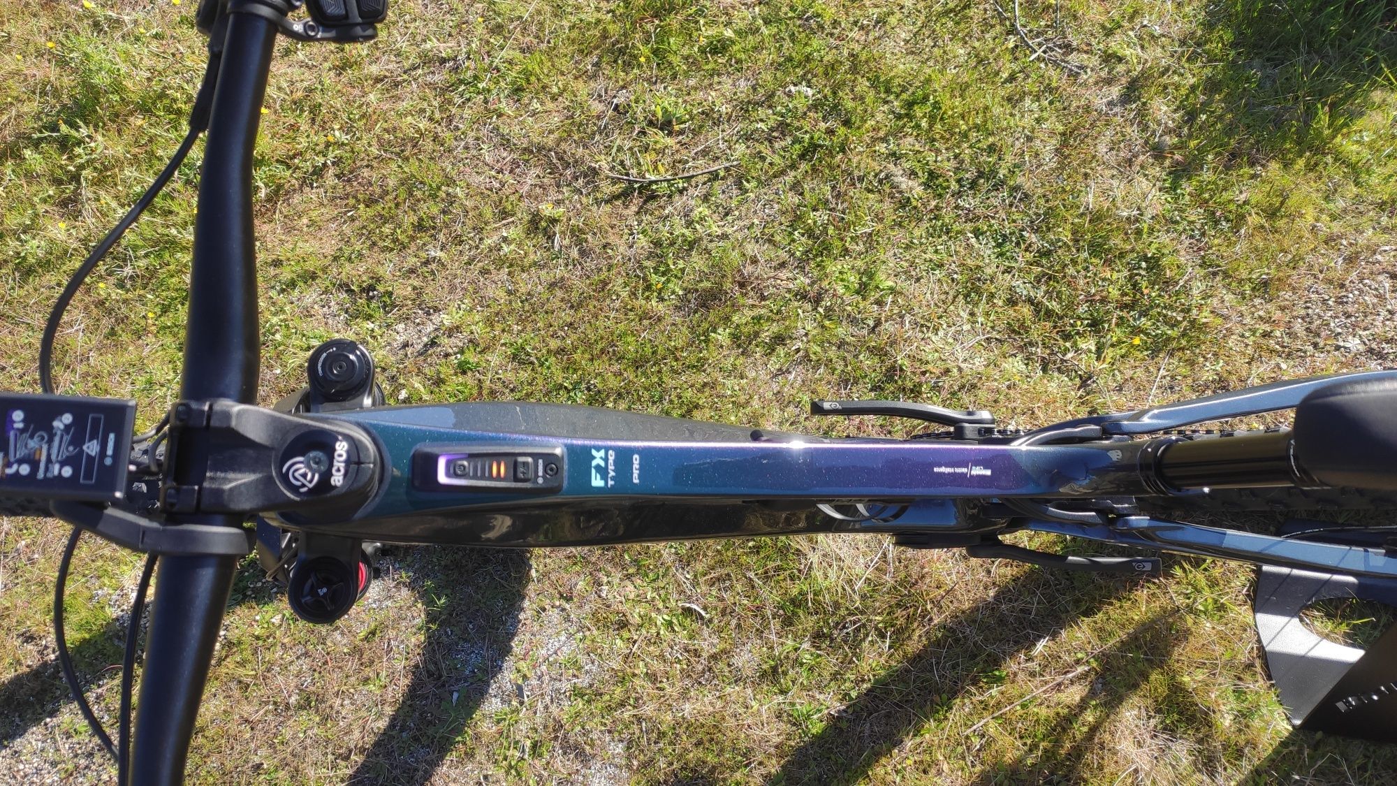 Bicicleta Eléctrica Bianchi E-Vertic FX Pro Carbono Sram AXS